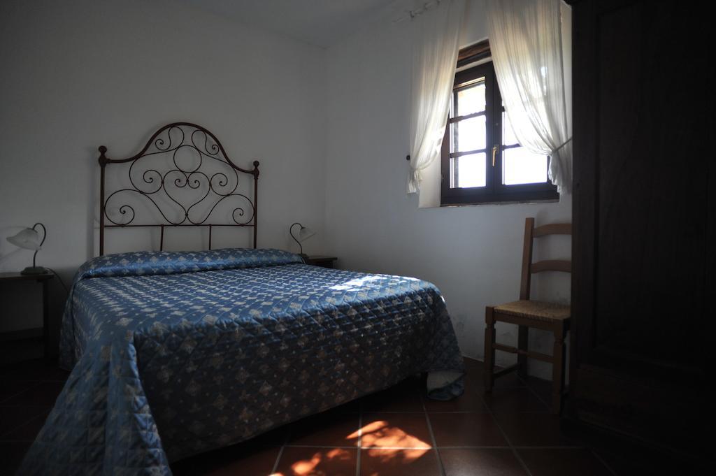 Collelungo Guest House Castellina in Chianti Ruang foto